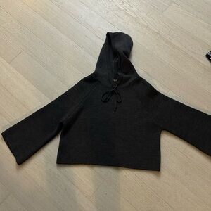 Grey cropped sweater. Worn.